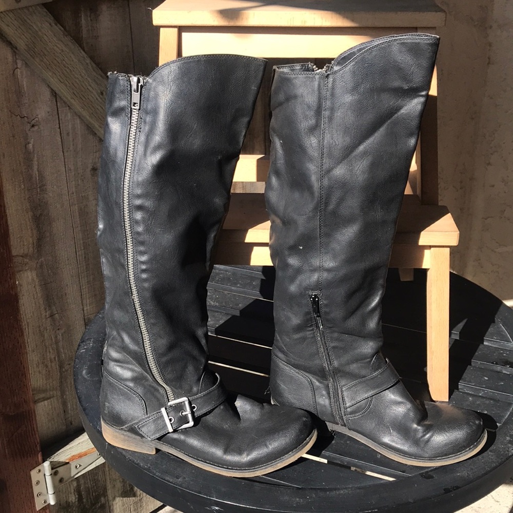 Knee high black boots